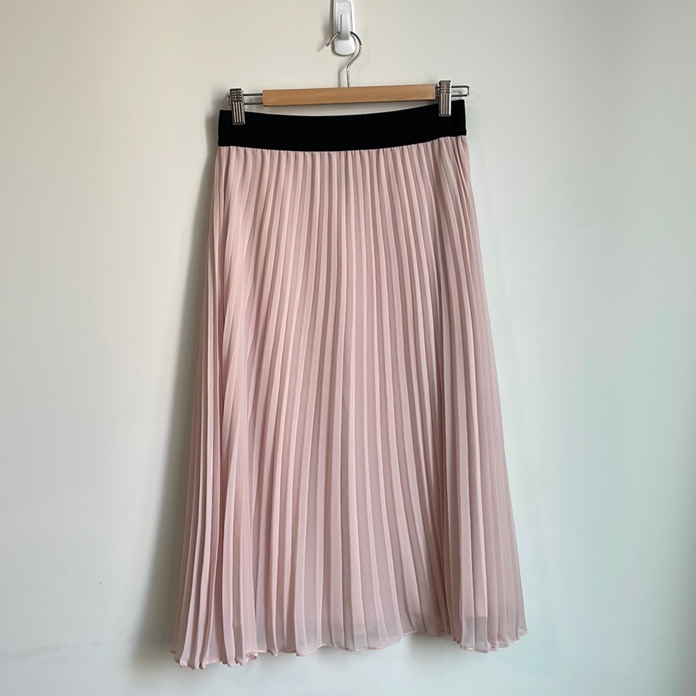 DKNY pink skirt
